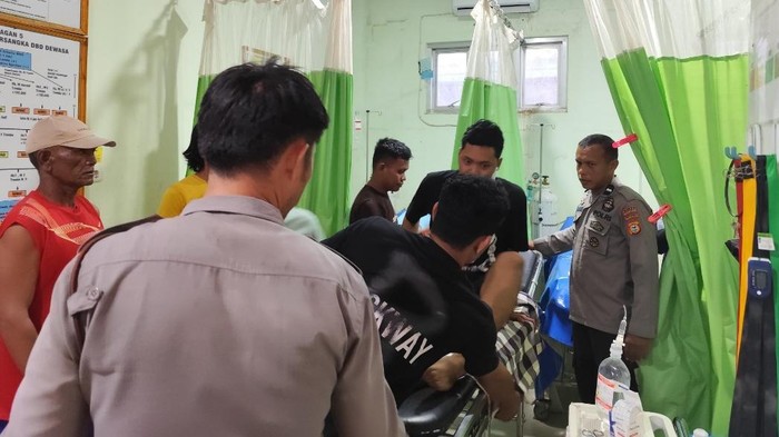 Korban tersambar petir ke Puskesmas Bonto Bahari, Bulukumba.