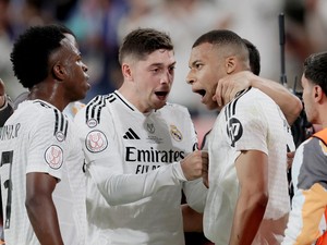 Jelang El Clasico, Real Madrid Krisis Pemain Belakang