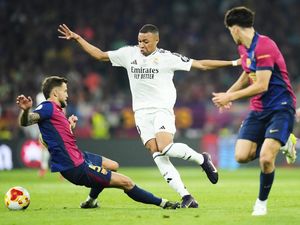 Madrid Terancam Nirgelar gegara Barcelona Punya Ambisi Ini