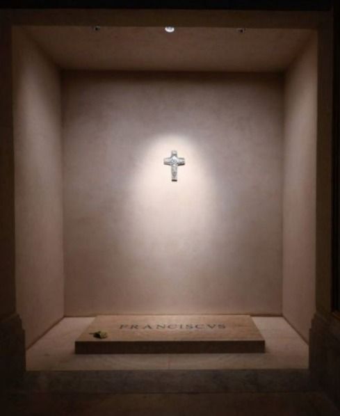 Makam Paus Fransiskus (Instagram Vatican News)