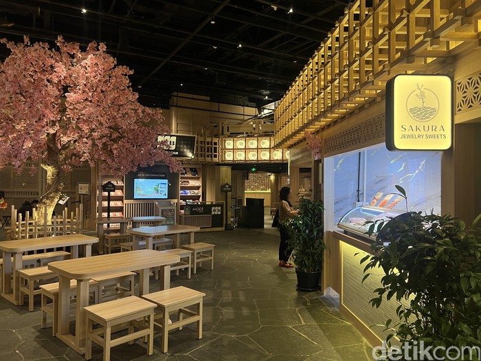 Oishii! Jajan Ramen hingga Cheesecake di Food Court ala Jepang