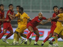 Pecundangi Persija 2-0, Semen Padang Tetap di Zona Degradasi