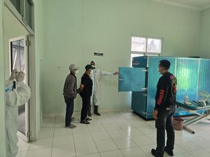 Mayat Pria Bertato Bunga Mawar Mengapung di Sungai Dimakamkan di Lubuklinggau