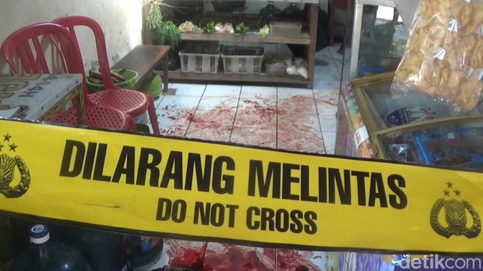TKP pembacokan pria di Purwakarta