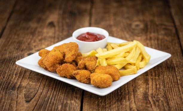 5 Makanan Ini Sebaiknya Tidak Dimakan di Dalam Pesawat