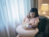 Video Hasil Studi: 6 dari 10 Busui Tak Bahagia gegara Suami Sibuk