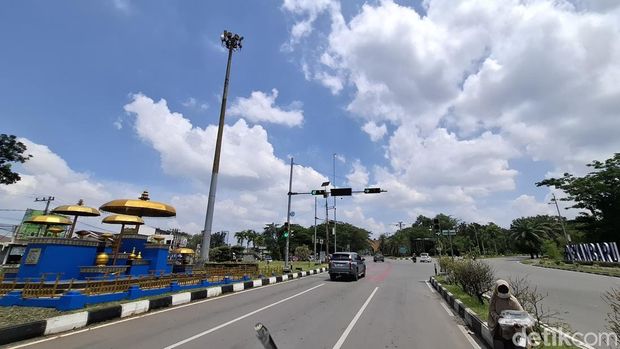 Jalanan Pekanbaru terlihat rapi dan bersih