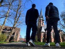 Permohonan Suaka Gereja Jerman Naik, Perlindungan Menipis