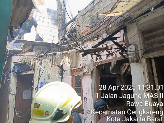 Kebakaran di Jakbar (dok. Damkar Jakbar)