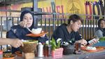 Keseruan Lesti Kejora dan Rizky Billar Mudik dan Kulineran di Cianjur