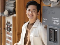 Kiki Farrel Nikmati Kebiasaan Berbagi Apa Saja ke Pedagang Kecil