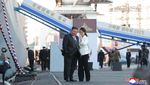 Kim Jong Un Ajak Putrinya Luncurkan Kapal Perusak Canggih