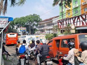 Lalin di Pondok Gede Jaktim Macet, Warga Harap Proyek Galian Segera Tuntas
