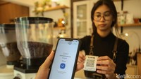 Adapun jumlah pengguna QRIS bagi merchant mencapai 38,1 juta yang didominasi UMKM. Selain itu, volume transaksi QRIS menyentuh 2,6 miliar transaksi, senilai Rp262,1 triliun di periode yang sama.