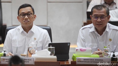 Komisi IX DPR gelar Raker dengan Menteri P2MI Abdul Kadir Karding. Raker itu membahas lima agenda salah satunya pencabutan moratorium penempatan PMI di Arab Saudi.
