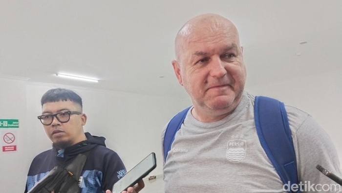 Pelatih Persib Bandung Bojan Hodak.