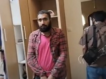 Video Penggeledahan Rumah Pengacara yang Bawa Senpi-Sabu Saat Kecelakaan