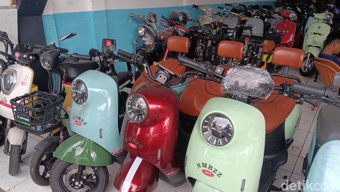 Penjualan Motor Listrik
