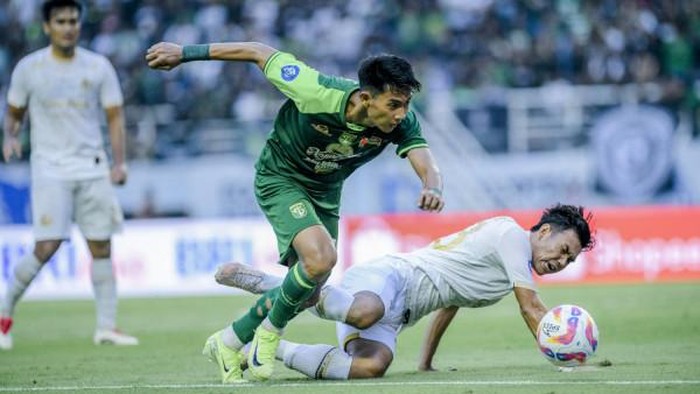 Pertandingan Persebaya Surabaya vs Arema FC