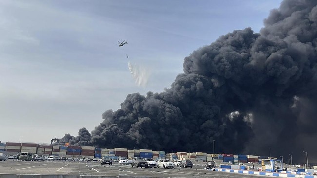 4 Fakta Ledakan Dahsyat di Pelabuhan Iran tapi Penyebab Belum Ketahuan