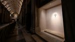 Potret Makam Sederhana Paus Fransiskus di Gereja Santa Maria Maggiore