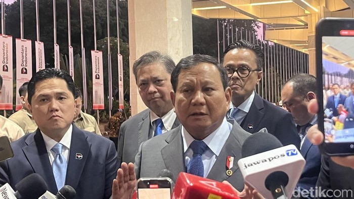 Prabowo Subianto pimpin sidang kabinet, Jumat (21/3).