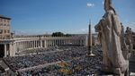 Saat Basilika Santo Petrus Dipadati Pelayat Paus Fransiskus