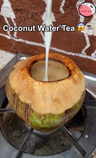 Racikan teh susu India pakai air kelapa