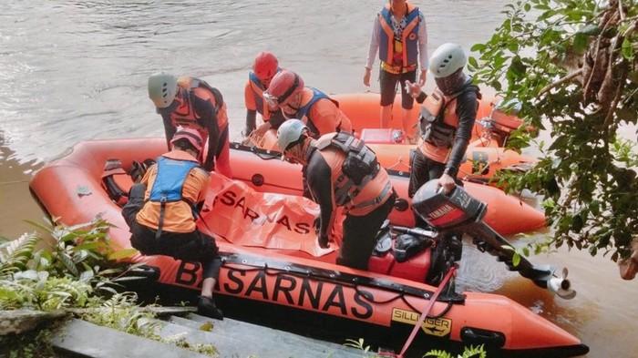 Bocah 7 Tahun yang Tenggelam di Hulu Sungai Ketapang Ditemukan Meninggal