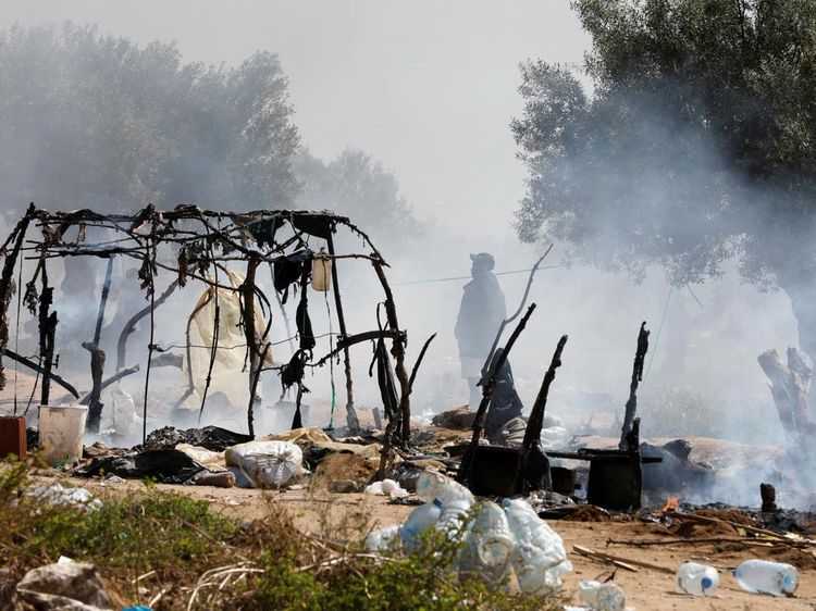 Tunisia Bakar Kamp Migran di Sfax, Ribuan Diusir