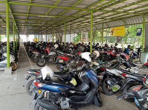 Satpam Kawal Pintu Masuk Gambir Usai Viral Maling Motor