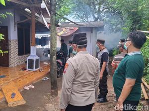 DBD Sebabkan 1 Anak Meninggal, Polsek Lumbang Pasuruan Gencarkan Fogging