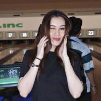 Istri Thariq Halilintar, Aaliyah Massaid diketahui saat ini tengah mengandung calon anak pertamanya. Di usia kehamilan yang sudah memasuki trimester ketiga, Aaliyah justru terlihat makin cantik dan glowing. Foto: Instagram/@aaliyah.massaid