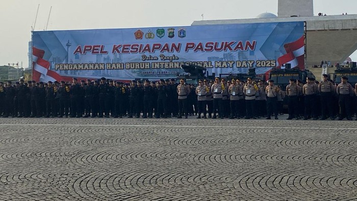 Apel pengamanan Hari Buruh di Monas (Wildan/detikcom)