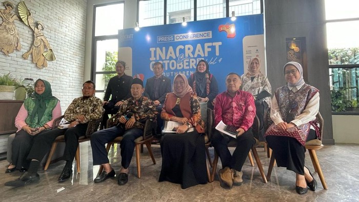 Ilustrasi kerajinan bahan lunak.