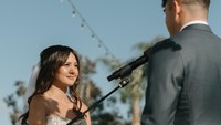 Happy wedding ya buat kalian berdua. Foto: Dok. Perpetual Films