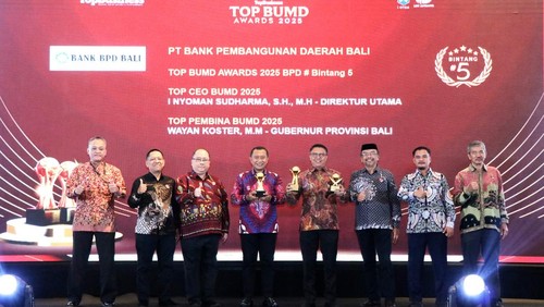 Bank BPD Bali meraih penghargaan Top BUMD Awards 2025 BPD Bintang 5.