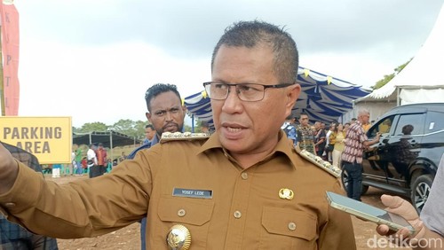 Bupati Kupang Yosef Lede