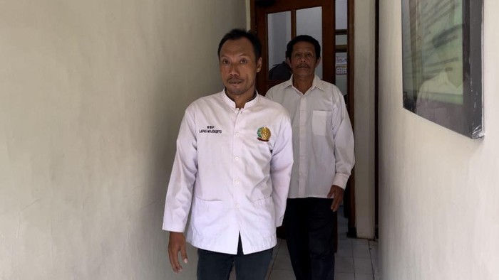 Dua terdakwa kasus pupul ilegal di Mojokerto