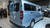 Wuling mempelajari segmen baru di komersial, pasar ini punya karakter konsumen yang berbeda. EV Van ini mengisi segmen komersial EV yang dikenal fungsional dan efisien, ujar Ricky di JIExpo Kemayoran, Jakarta Pusat, Selasa (29/4).  