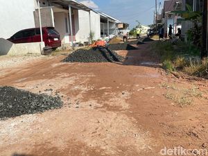 100 Hari Kerja Yamin-Ananda, Jalan-jalan Kompleks di Banjarmasin Diperbaiki