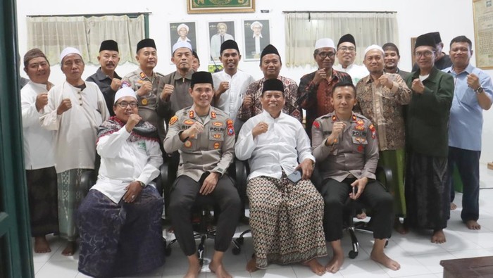 Kapolres Bersama PJU Sowan Ke Pengurus PCNU Kota Probolinggo
