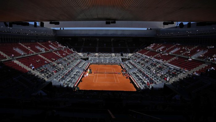 Madrid Open 2025 Terhenti Akibat Pemadaman Listrik The Madrid Open tennis tournament venue is empty during a general blackout in Madrid, Monday, April 28, 2025. (AP Photo/Manu Fernandez)