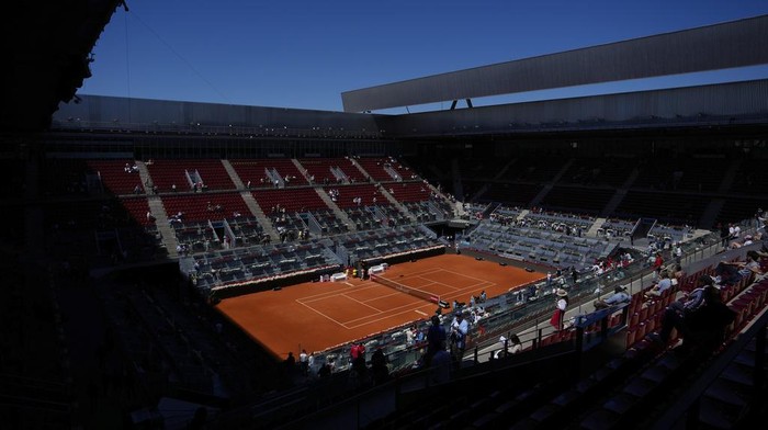 Madrid Open 2025 Terhenti Akibat Pemadaman Listrik The Madrid Open tennis tournament venue is empty during a general blackout in Madrid, Monday, April 28, 2025. (AP Photo/Manu Fernandez)