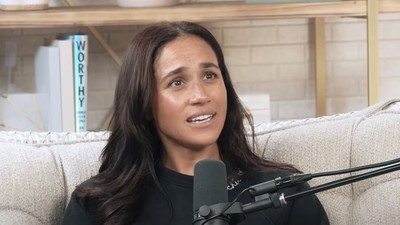 Foto Meghan Markle Tanpa Makeup di Podcast, Nangis Saat Bahas Keluarga