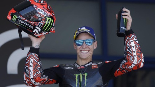 MotoGP - Spanish Grand Prix - Circuito de Jerez, Jerez, Spain - April 27, 2025 Second placed Monster Energy Yamaha MotoGPs Fabio Quartararo celebrates on the podium after the race REUTERS/Jon Nazca