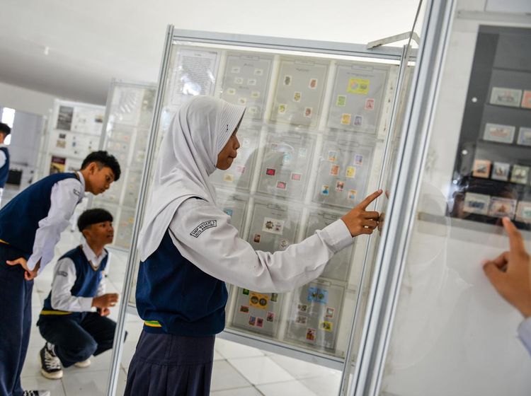70 Tahun KAA, Koleksi Prangko dan Dokumentasi Sejarah Dipamerkan