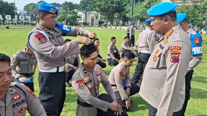 Bidpropam Polda Jateng saat menggelar Gaktibplin dan deteksi dini narkoba dan judol.