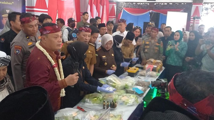 Pemusnahan narkoba yang digelar BNNP Jatim di Sampang
