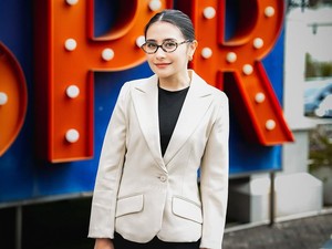 Prilly Latuconsina ke Omara: Terima Kasih Selalu Berusaha Masuk ke Duniaku